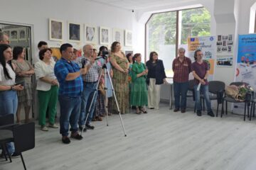 Doina Aldea a expus la Galeria de artă Zamca