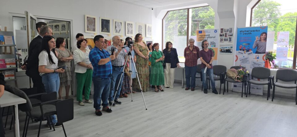 Doina Aldea a expus la Galeria de artă Zamca