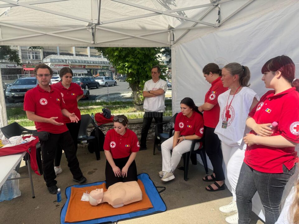 ”Proiect de Siguranță Rutieră” inițiat de Rotary Club Cetate Suceava, desfășurat duminică, la Rădăuți