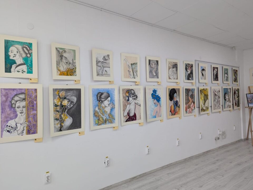 Doina Aldea a expus la Galeria de artă Zamca