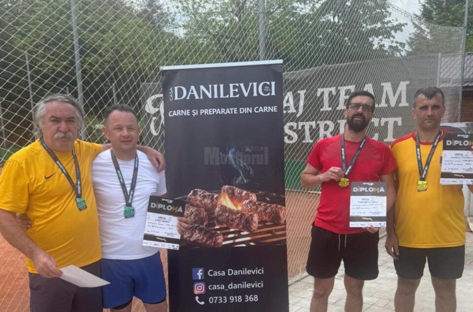 Cei patru finaliști ai turneului de dublu