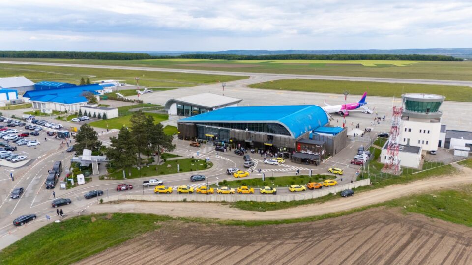 Aeroportul Suceava va fi al doilea din țară care va beneficia de un sistem ILS de ultimă generație Aeroportul Suceava va fi al doilea din țară care va beneficia de un sistem ILS de ultimă generație