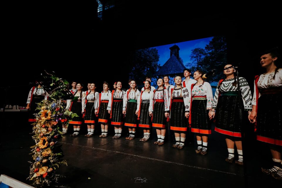 Festivalul cultural-filantropic pentru copii și tineret „Sânzienele copiilor”