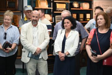 Savin Alexei si Carmen Nastase, cu echipa de la USV