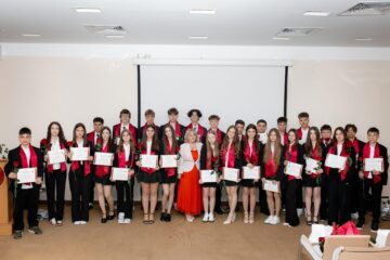 Gala absolvenților de gimnaziu la Colegiul Național „Eudoxiu Hurmuzachi” din Rădăuți