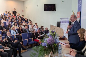Fostul ministru al Justiției prof.univ.dr. Tudorel Toader a participat la Conferința națională de Drept Penal și Procedură Penală de la Suceava