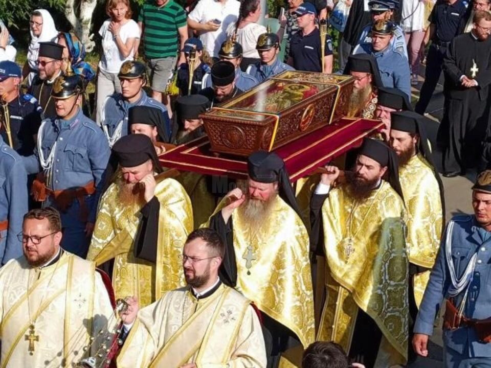 „Calea Sfântului”, procesiunea cu moaștele Marelui Mucenic Ioan cel Nou în municipiul Suceava va avea loc duminică, 22 iunie „Calea Sfântului”, procesiunea cu moaștele Marelui Mucenic Ioan cel Nou în municipiul Suceava va avea loc duminică, 22 iunie