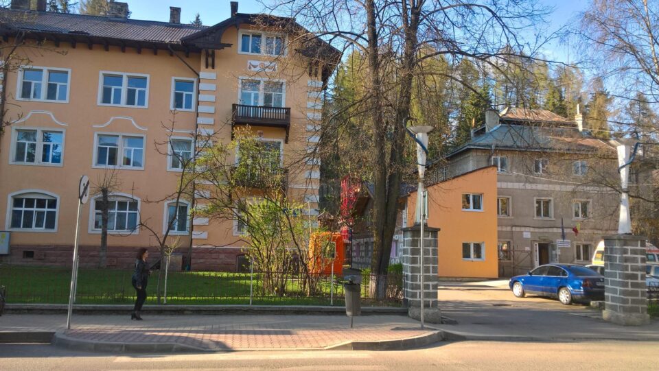 Angajata a ajuns la spitalul din Vatra Dornei