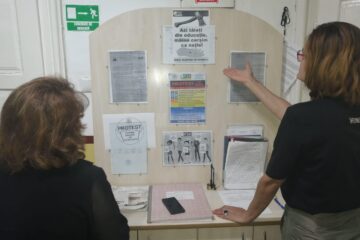 Protest, ieri, în școlile sucevene