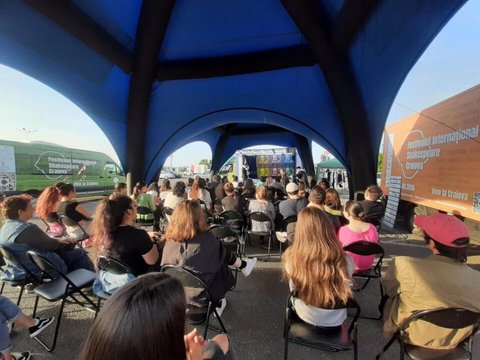 Caravana Shakespeare - peste tot _ Foto Alex Covaci