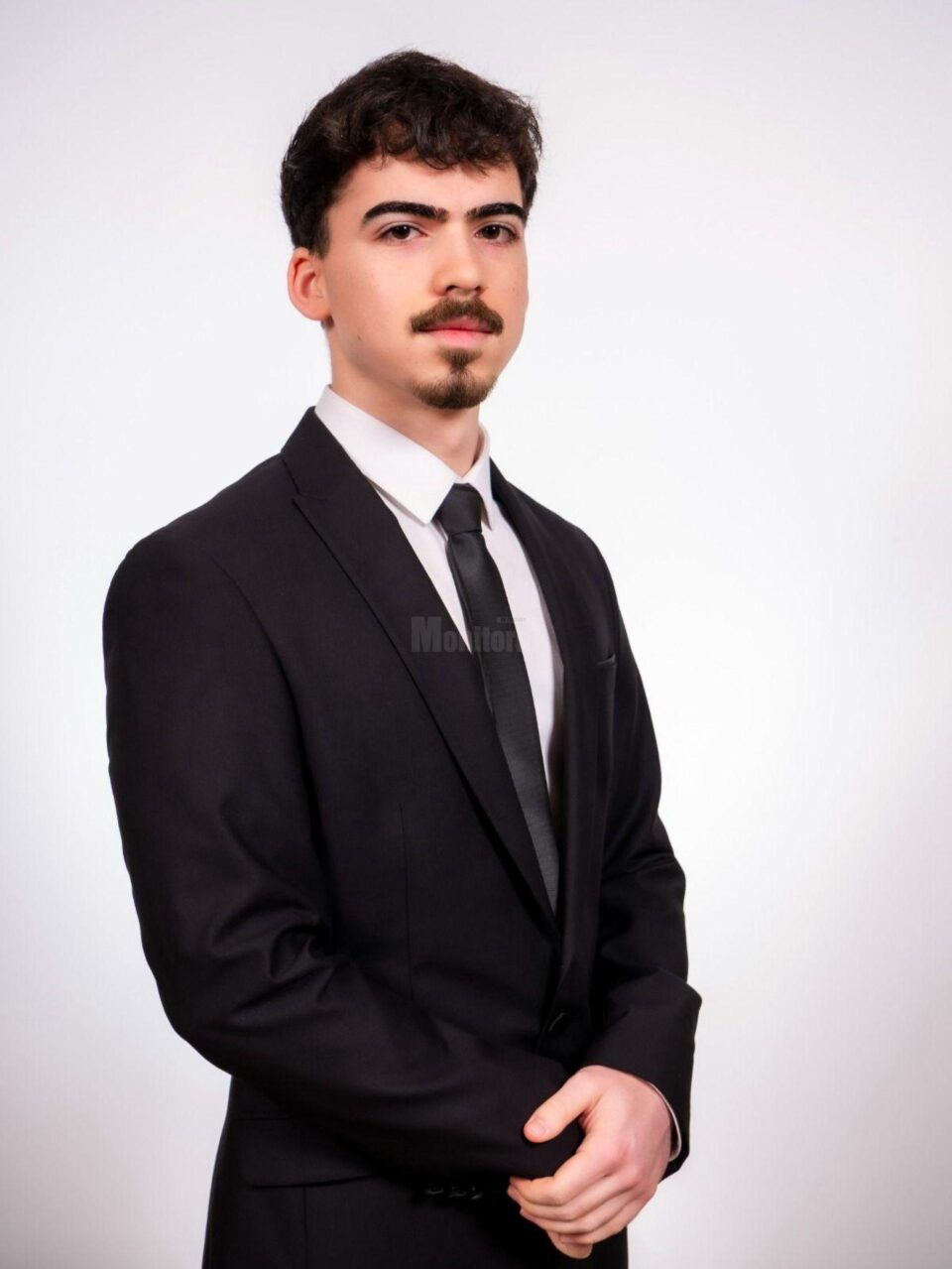 Matei Sava, singurul elev sucevean care a obținut media 10 la examenul național de bacalaureat Matei Sava, singurul elev sucevean care a obținut media 10 la examenul național de bacalaureat
