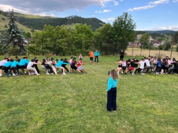 Start pentru prevenție și educație: 60 de tineri au participat la o tabără în Mănăstirea Humorului, o etapă importantă a unui proiect dedicat sănătății emoționale și prevenirii consumului de substanțe interzise.