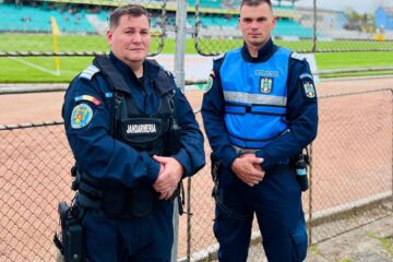 Jandarmi pe stadion