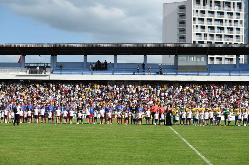 Meciul de retragere al lui Dorin Goian, spectacol în teren și în tribune