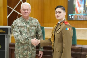 Miruna Gabriela Duracu a devenit oficial ofițer al armatei române. Foto FB MapN
