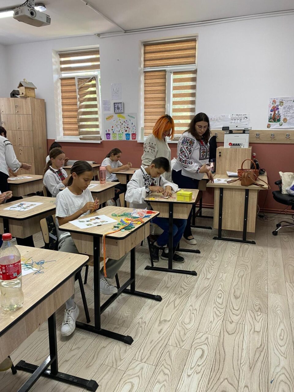 Ziua Universală a Iei, sărbătorită de Clubul Soroptimist și „Bucovina coase ie” alături de copii din Pătrăuți