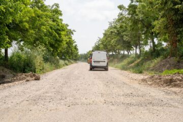 Drumul județean Hănțești – Berești – Șerbănești intră în modernizare și Șoldan promite că va fi „ca la carte”