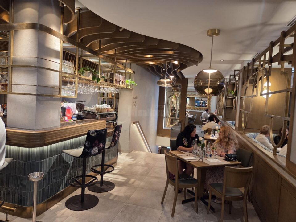 Restaurantul Latino se redeschide luni
