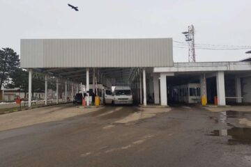 Vameșul lucrează în PTF Siret
