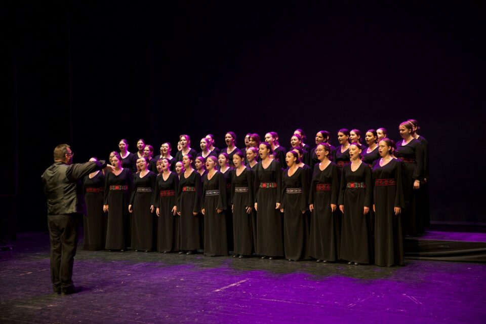 Corala de fete „Ciprian Porumbescu”