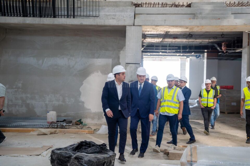 Ministrul Dezvoltării, Cseke Attila, a garantat finanțarea pentru Sala Polivalentă, căminul studențesc de la Moara și Palatul Administrativ din Suceava