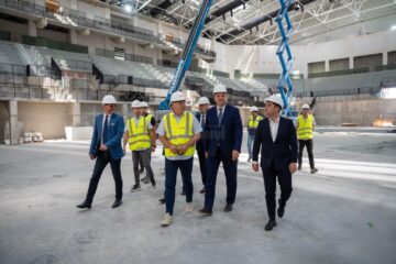 Ministrul Dezvoltării, Cseke Attila, a garantat finanțarea pentru Sala Polivalentă, căminul studențesc de la Moara și Palatul Administrativ din Suceava