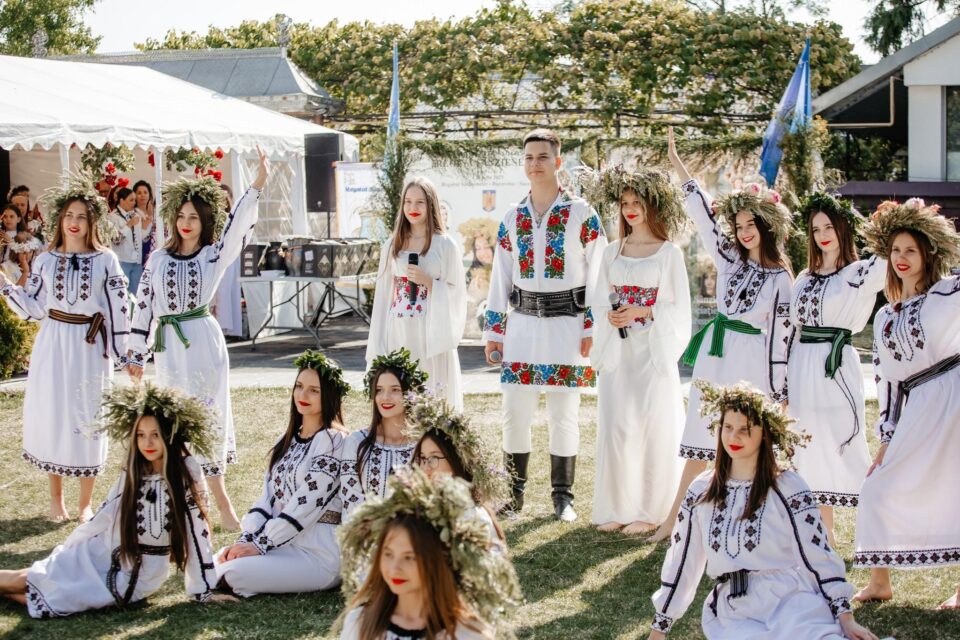Festivalul concurs „Regina Sânzienelor” ediția a XI-a