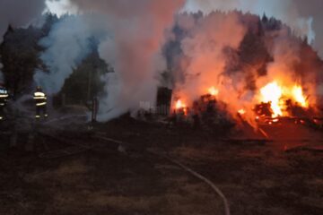 Un bărbat de 81 de ani a murit după ce gospodăria i-a fost mistuită de flăcări