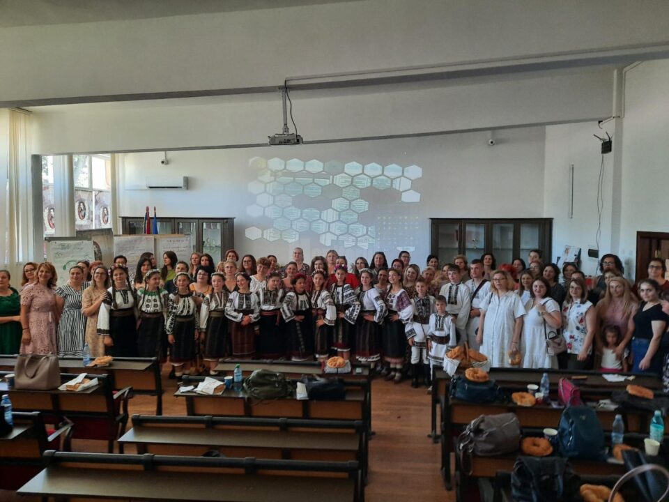 Școala de vară „George Tofan” Suceava – ateliere, studiu interactiv și activități de formare pentru profesori