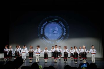 Ansamblul „Suflet bucovinean” a obținut trofeul la Balkan Folk Fest, competiție ce s-a desfășurat în Bulgaria