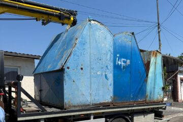 9 chioșcuri și 8 mese care figurau fără contract și ocupau domeniul public, scoase din Piața Centrală a Sucevei
