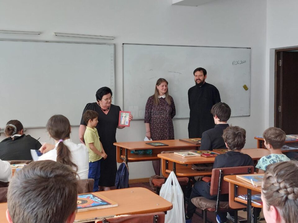 „Icoana din sufletul copilului”, artă sacră și inspirație la Seminarul Teologic Suceava