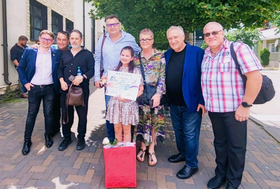 Premii importante pentru sucevenii care au participat la Festivalul Internațional „Vis de Stea”, la Moinești