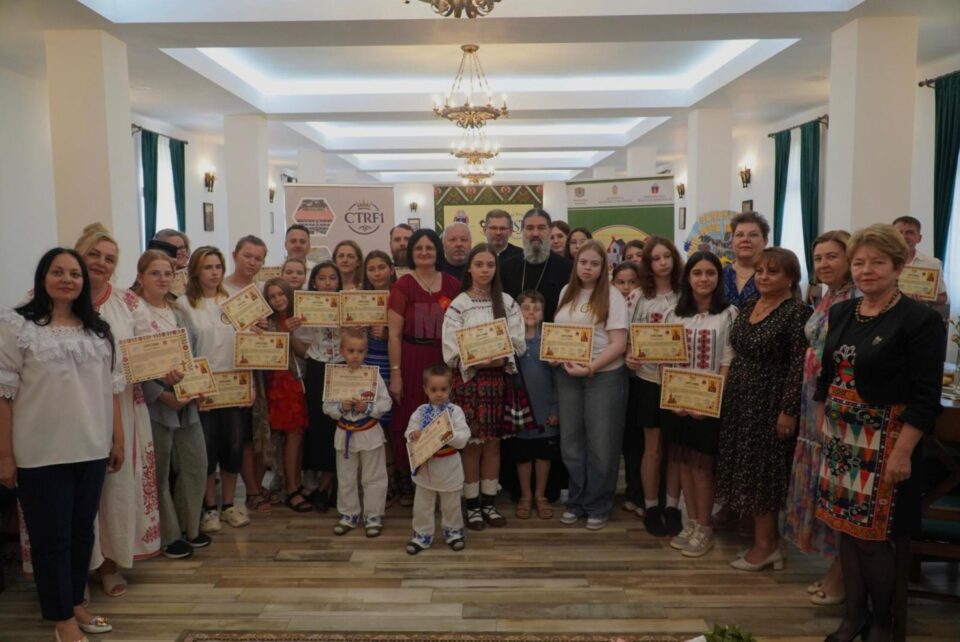 Prima ediție a Concursului Interjudețean de Proiecte „Sufletul pridvorului – speranța și fapta bună”