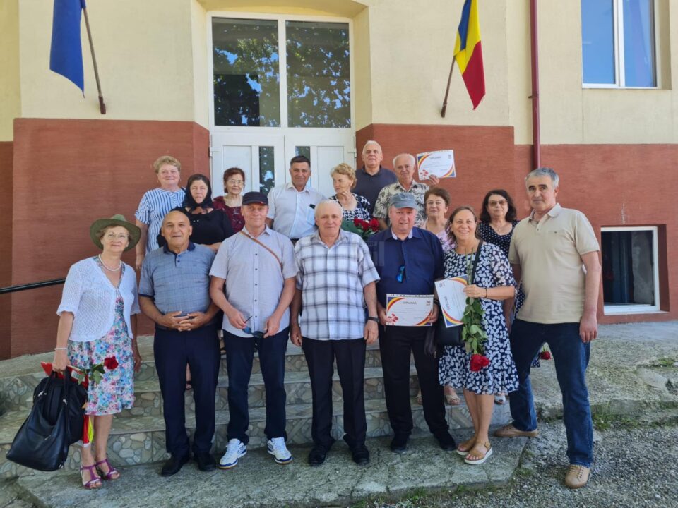Întâlnire la 50 de ani de la absolvirea școlii din Ilișești