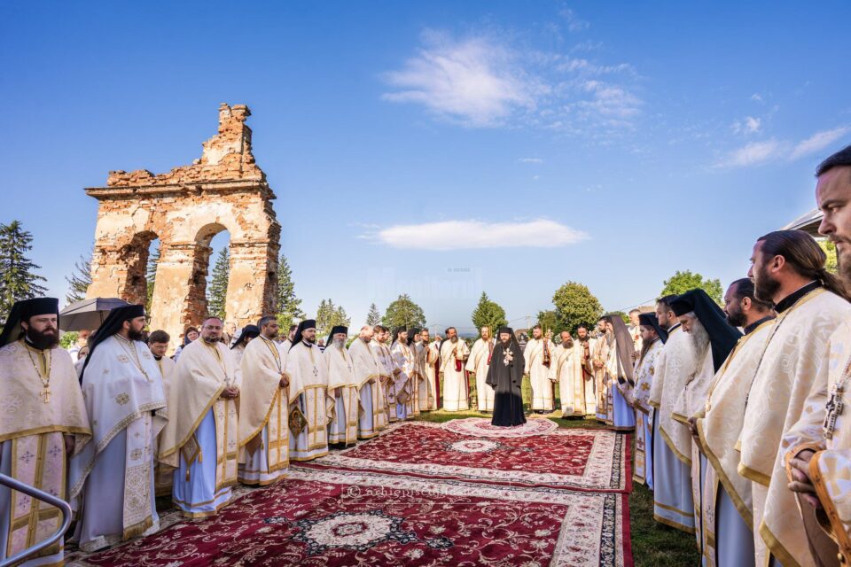 Mănăstirea Domnească Milișăuți „Sfântul Mucenic Procopie” și-a sărbătorit cel dintâi hram de la reînființare Mănăstirea Domnească Milișăuți „Sfântul Mucenic Procopie” și-a sărbătorit cel dintâi hram de la reînființare