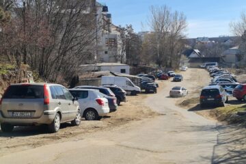 Pe strada Ștefan Tomșa încep lucrări la rețelele de apă și canalizare