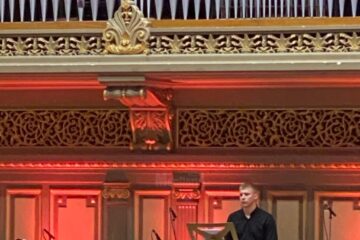 Alături de Orchestra de Tineret a Moldovei
