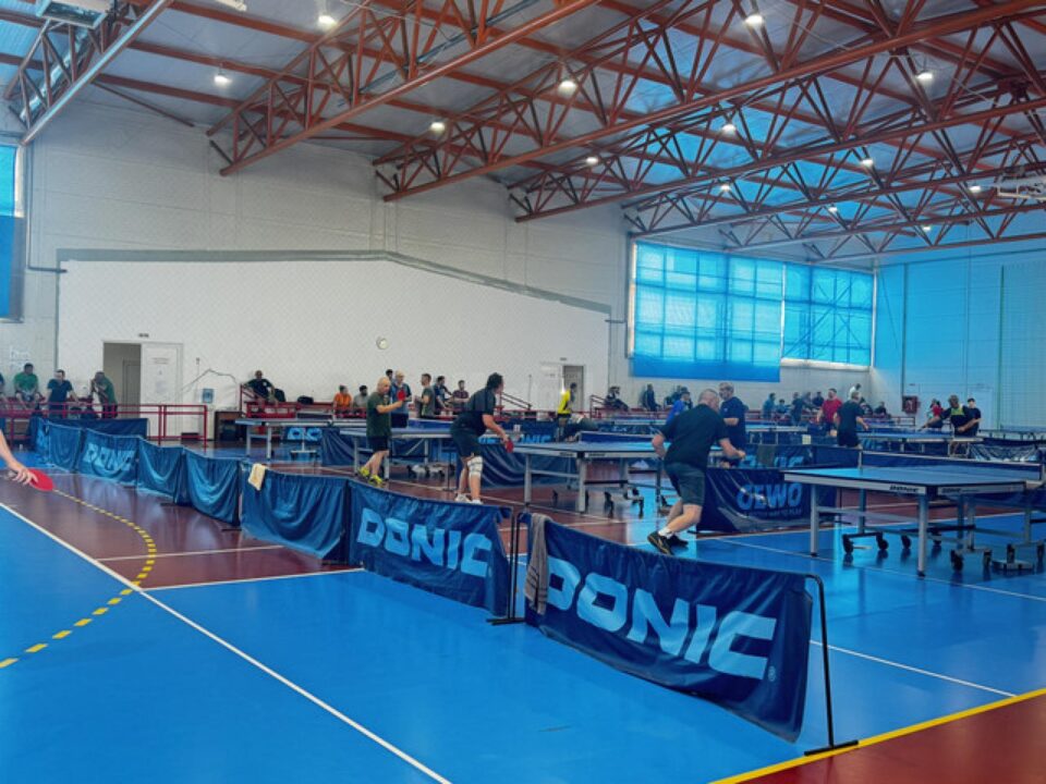 Spectacol sportiv de nivel național la Fălticeni: Turneul de tenis de masă AMATUR A+ a deschis Zilele Municipiului