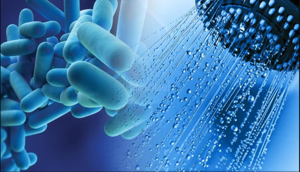 Bacteria este prezentă în sisteme de apă create de oameni