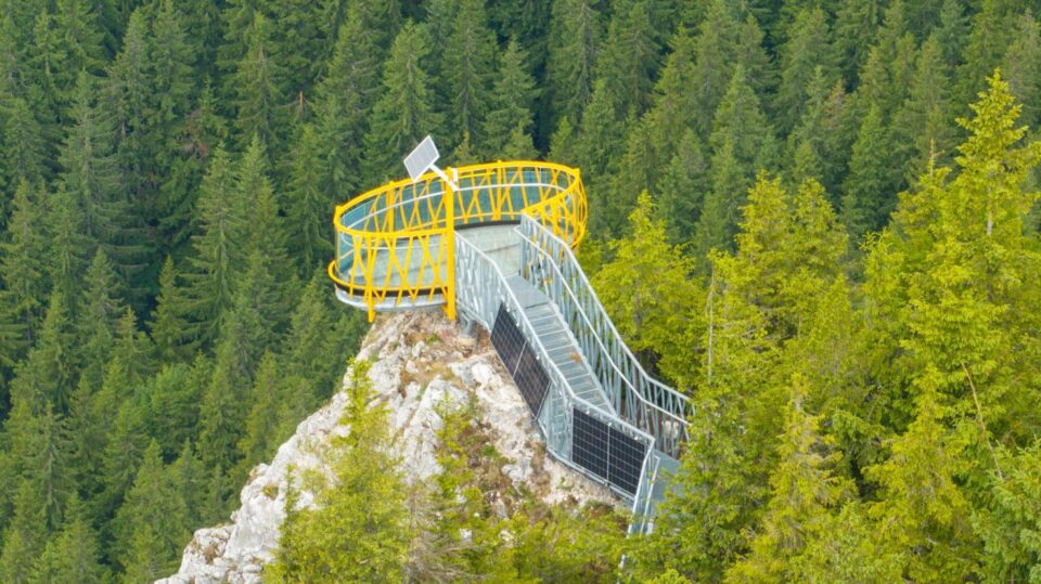 Punctul de belvedere tip Skywalk de pe Rarău