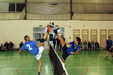 Au început înscrierile pentru Cupa Sucevei la tenis cu piciorul