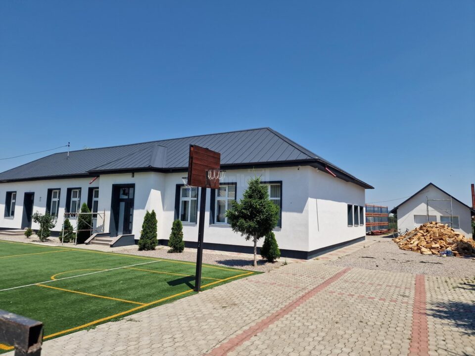 Școala Prelipca
