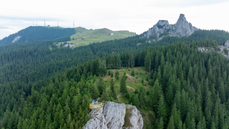 Punctul de belvedere tip Skywalk de pe Rarău