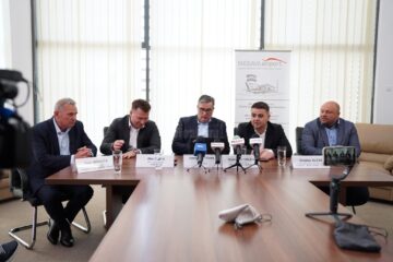 Conducerea companiei AnimaWings și președintele Consiliului Județean, Gheorghe Șoldan, au anunțat zboruri noi de la Suceava la București și retur