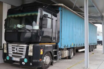 Închisoare cu suspendare pentru un ucrainean care transporta țigări de contrabandă de peste 500.000 de euro, cu tirul