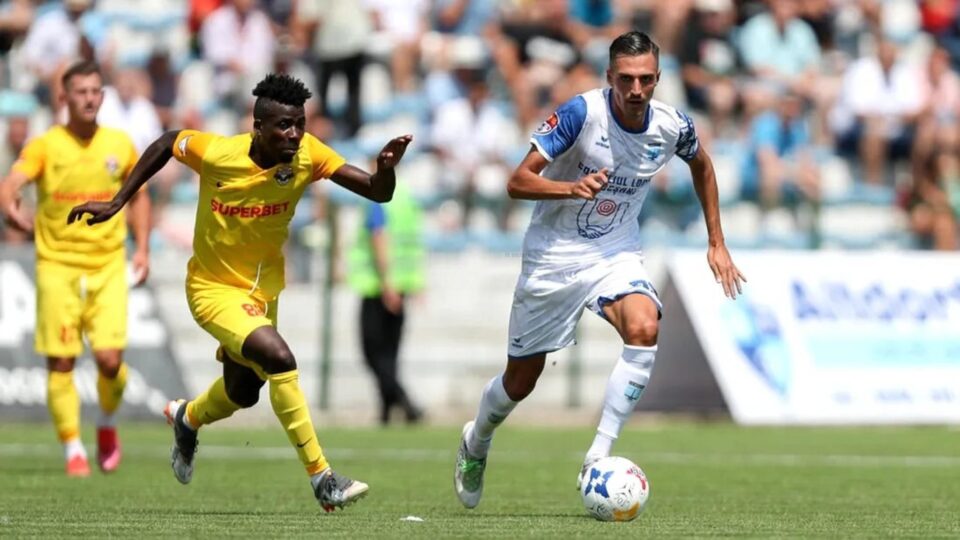 Razvan Gorovei va evolua pe Aareni in sezonul urmator