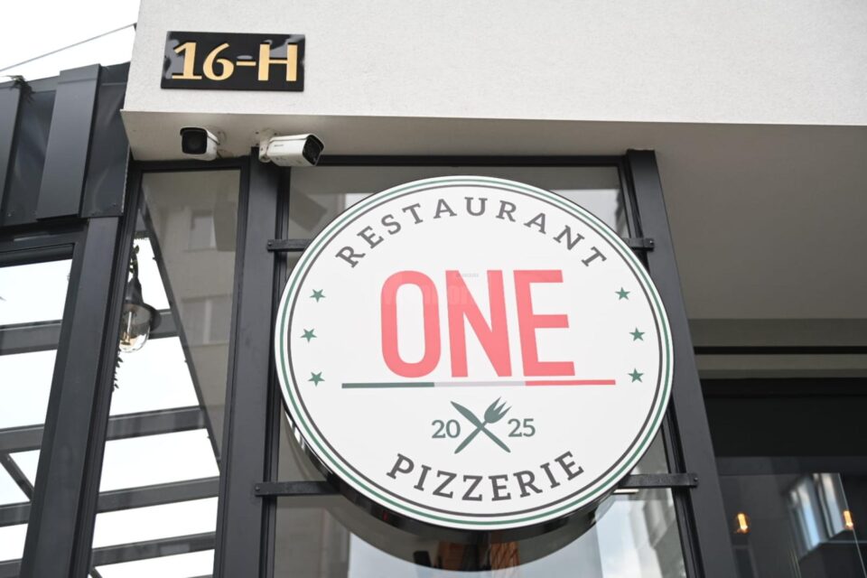 Restaurantul „ONE” – Pizzerie: bunătăți după rețete italiene fabuloase, cu arome delicioase, pregătite de bucătari școliți de specialiști italieni