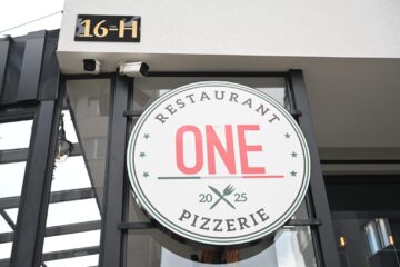 Restaurantul „ONE” – Pizzerie: bunătăți după rețete italiene fabuloase, cu arome delicioase, pregătite de bucătari școliți de specialiști italieni