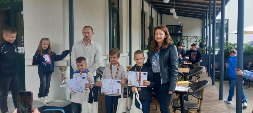 S-au desemnat câștigătorii turneului „Șah la Parc” din Câmpulung Moldovenesc